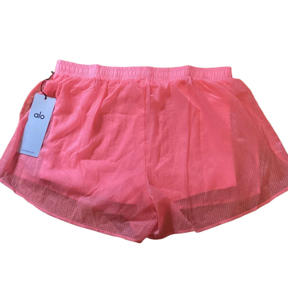 🛑 LAST DAY ON POSHMARK🛑 NWT AUTHENTIC ALO YOGA Bubblegum Pink GAME TIME SHORTS - Picture 8 of 9